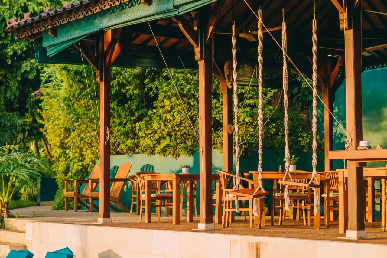 The Pyramid - Glamping At Karuna Luxury tent